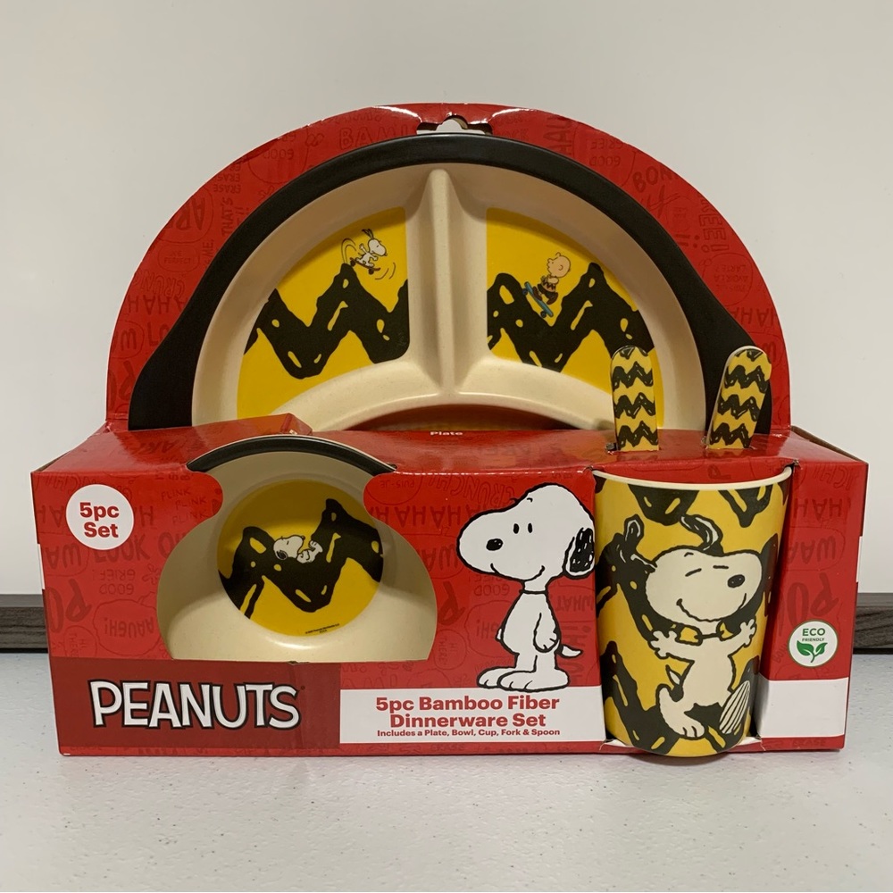 Peanuts 5-Piece Bamboo Fiber Dinnerware Set-NWT